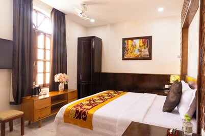 Atana Saigon Boutique Hotel II