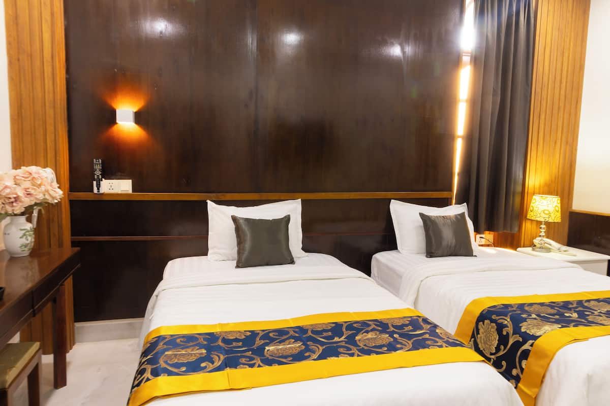 Business Double or Twin Room, 1 Bedroom, City View | Free WiFi