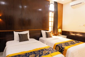Business Double or Twin Room, 1 Bedroom, City View | Free WiFi