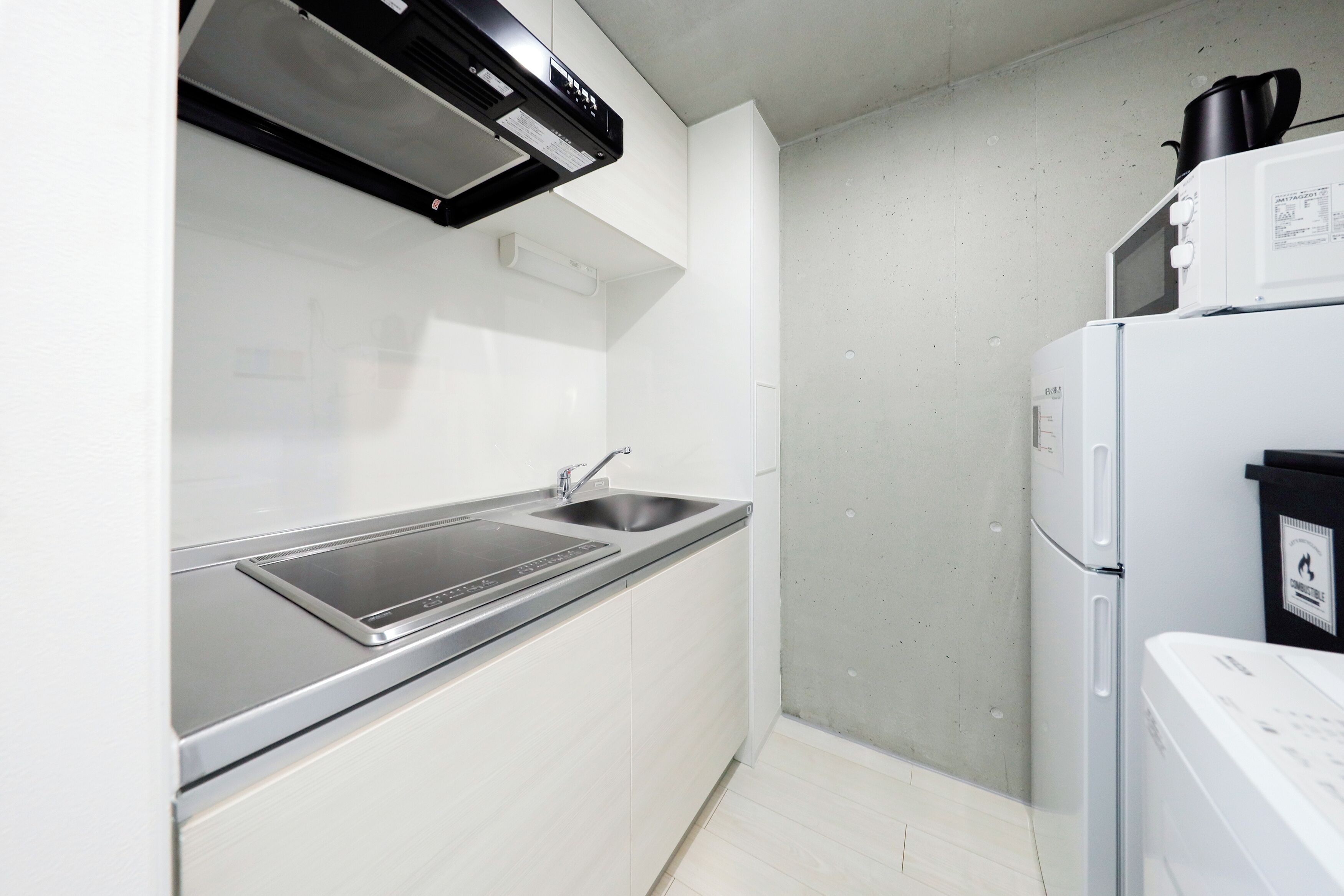 雪櫃、微波爐、爐具、廚房用具/餐具/器皿