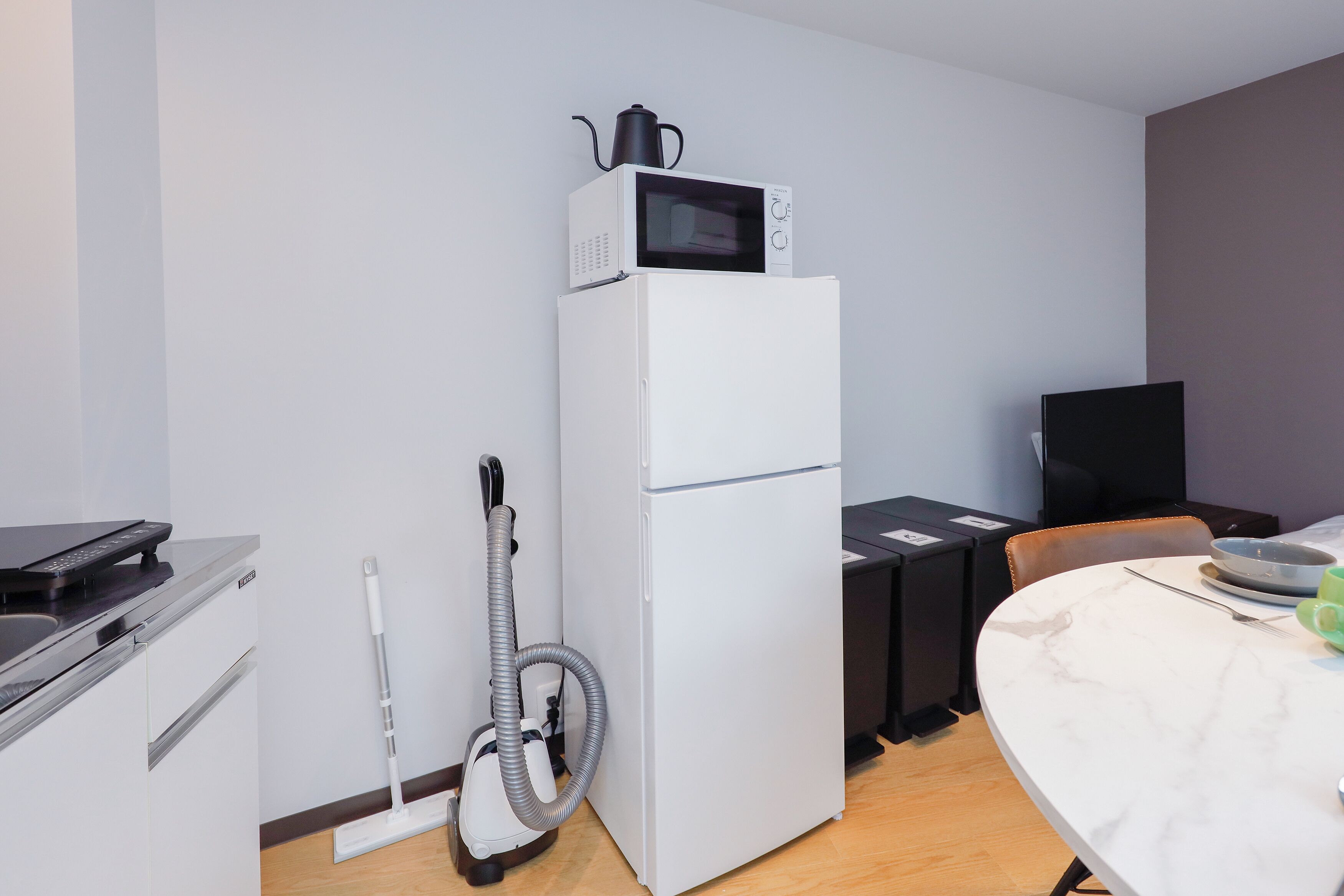 Apartment, Non Smoking (201) | Living area