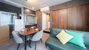 A(3p), Non Smoking | Living area