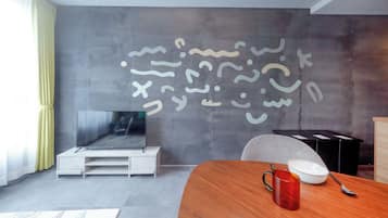 A(3p), Non Smoking | Living area