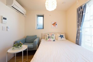 1 bedroom, WiFi, bed sheets