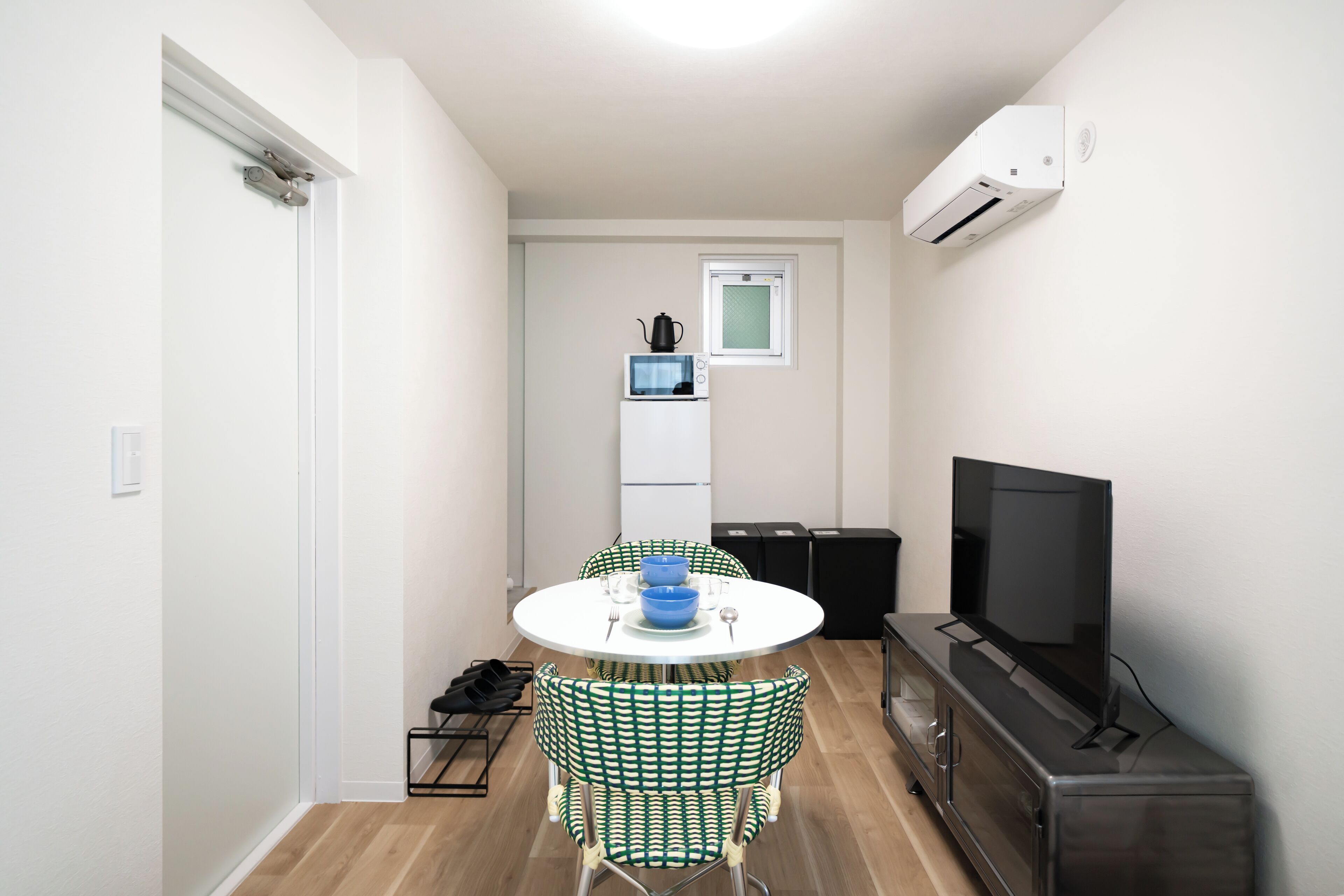 A(2p), Non Smoking | Free WiFi