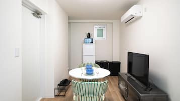 A(2p), Non Smoking | Free WiFi