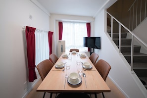 B(6p), Non Smoking | Living area