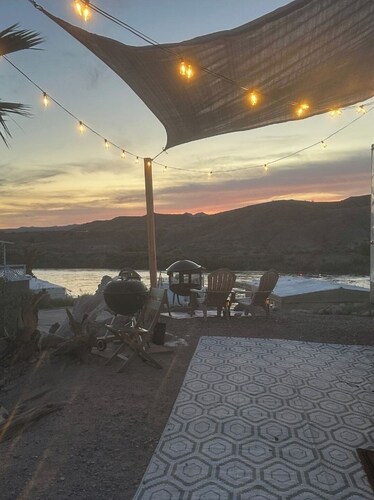 5 Star Fishers Oasis on the River Jetski  and Kayak