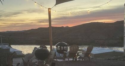 5 Star Fishers Oasis on the River Jetski and Kayak