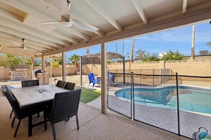 Pool - 4BR w/ Pool, Pool Table, Fire Pit & BBQ Grill (Scottsdale)
