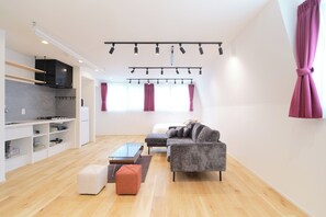 D(6p), Non Smoking | Living area