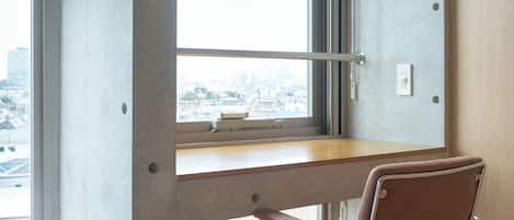 502 (3 people), Non Smoking | Free WiFi