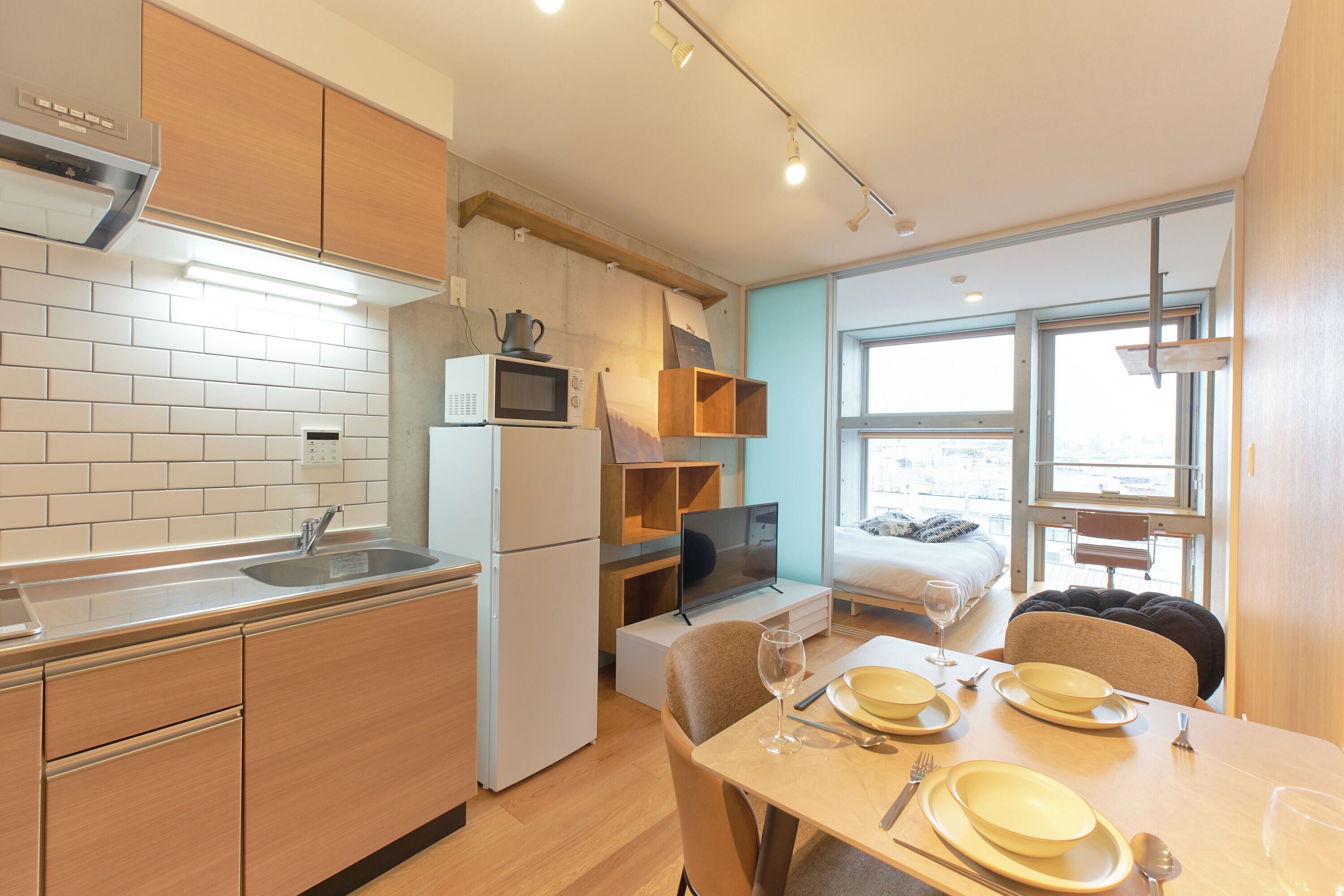 502 (3 people), Non Smoking | Private kitchen | Fridge, microwave, stovetop, cookware/dishes/utensils