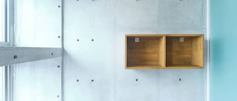 503 (3 people), Non Smoking