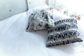 502 (3 people), Non Smoking | Free WiFi