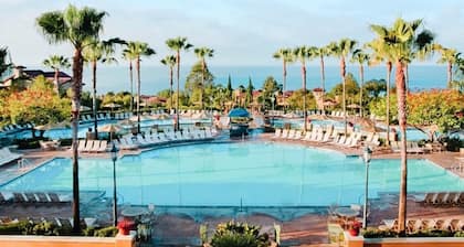 2-bedroom villa in Marriott's Newport Beach Resort, Near beaches and Disneyland