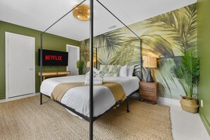 4 chambres, fer et planche à repasser, lit parapluie, Wi-Fi