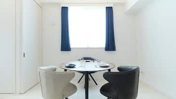 B(3p), Non Smoking | Living area