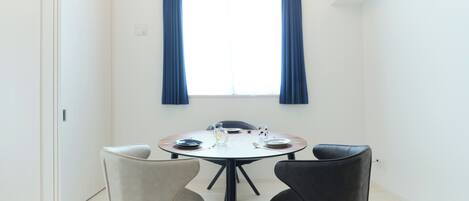 B(3p), Non Smoking | Living area