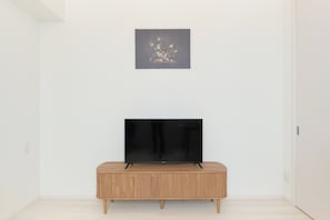 B(3p), Non Smoking | Living area - Cure Skytree by Tranova (Tokyo)