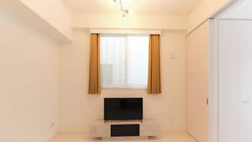 A(3p), Non Smoking | Living area