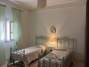 2 camere, ferro/asse da stiro, lenzuola