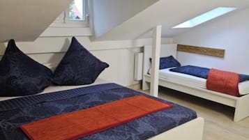 Iron/ironing board, WiFi, bed sheets