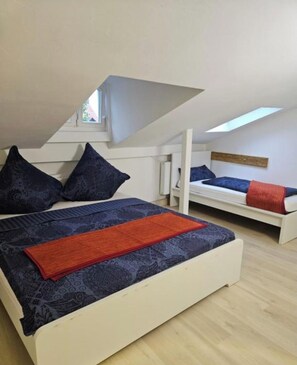 1 chambre, fer et planche à repasser, Wi-Fi, draps fournis