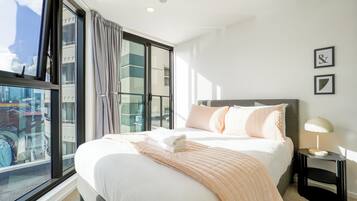 2 bedrooms, iron/ironing board, free WiFi, bed sheets