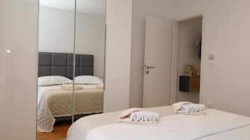 Căn hộ (Two Bedroom Apartment with Terrace) | 2 phòng ngủ