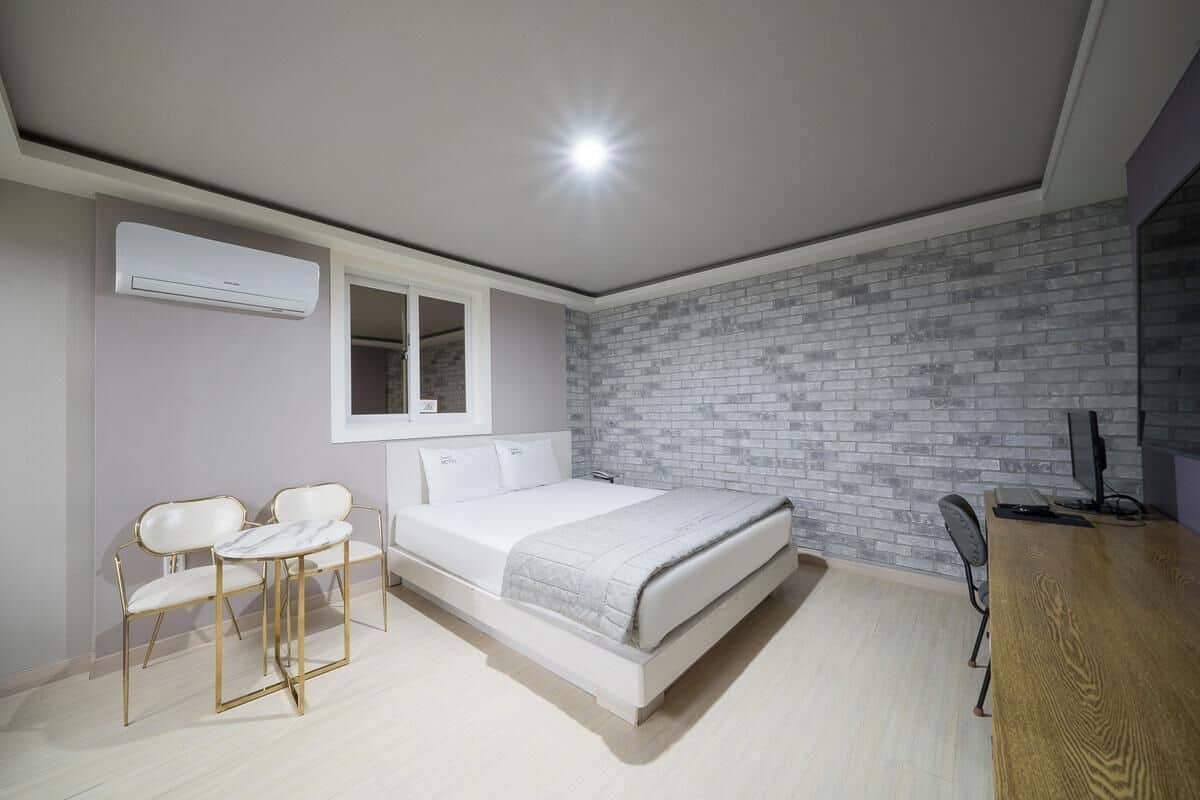 Standard Double Room, 1 King Bed