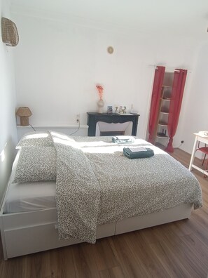 1 bedroom, WiFi, bed sheets