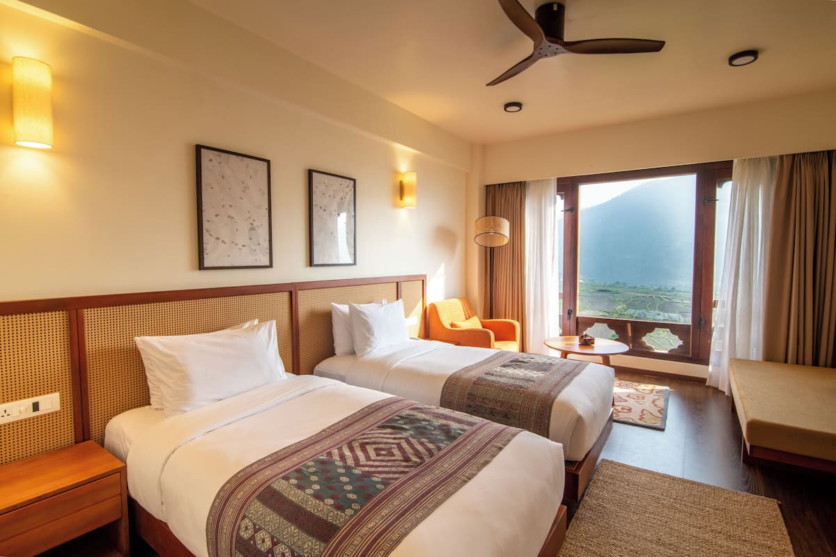 Premium bedding, minibar, in-room safe, blackout curtains