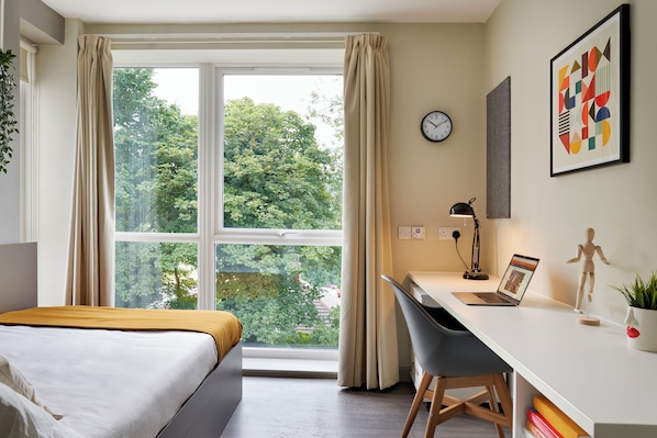 Single Room | Free WiFi