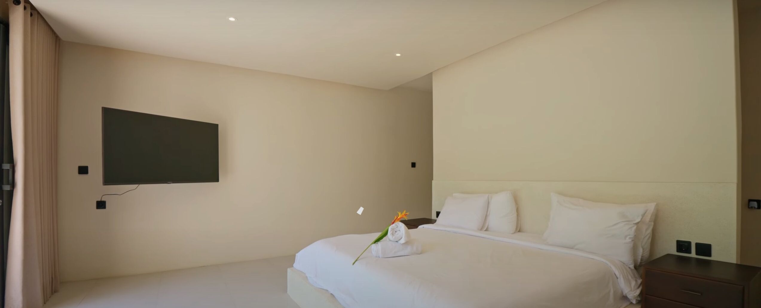 3 bedrooms, WiFi, bed sheets