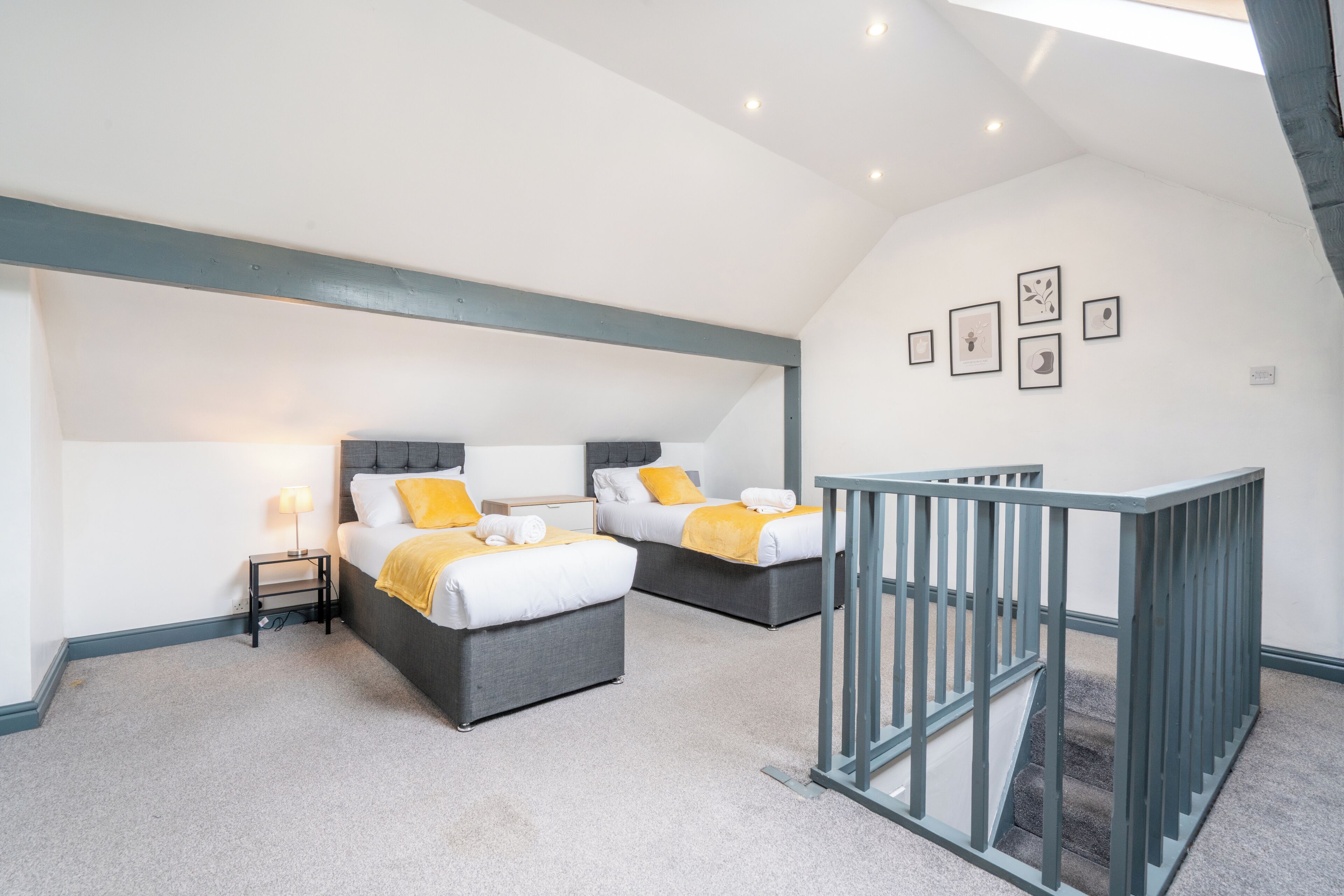 4 Schlafzimmer, Schreibtisch, Bügeleisen/Bügelbrett, kostenloses WLAN