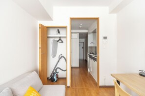 Interior detail - Dash Living Shinjuku (Tokyo)