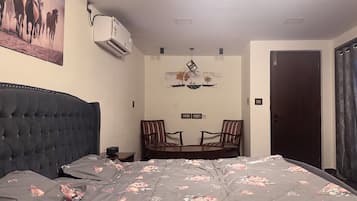 Iron/ironing board, WiFi, bed sheets