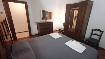 5 soverom, strykejern/-brett, wi-fi og sengetøy