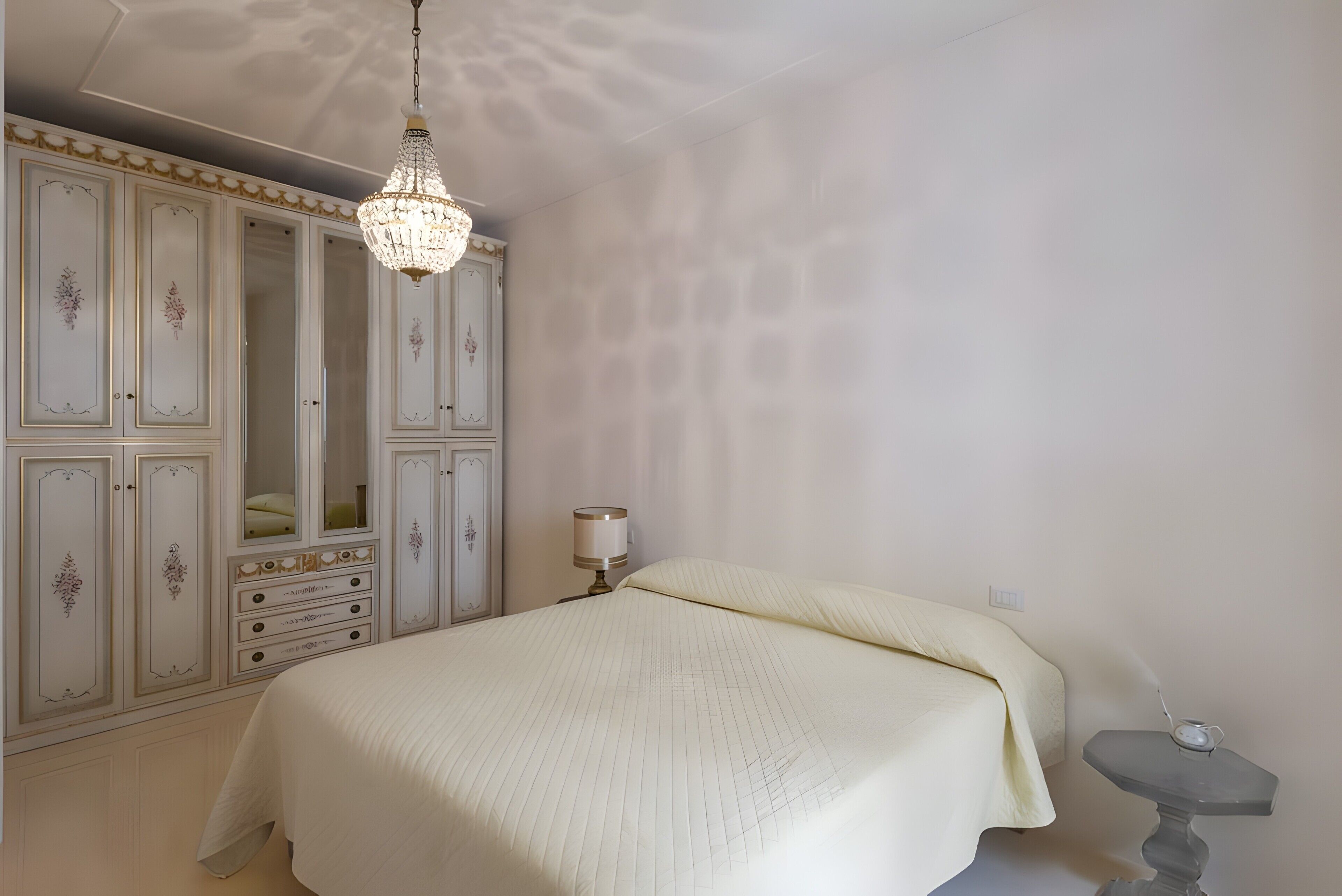 5 camere, ferro/asse da stiro, Wi-Fi, lenzuola