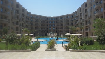 Piscine extérieure