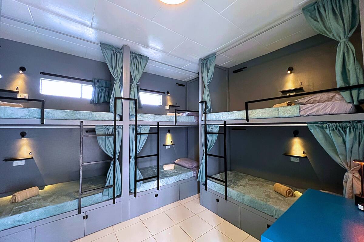 Luxe beddengoed, individueel gemeubileerd, gratis wifi, beddengoed