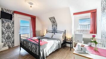 5 slaapkamers, een strijkplank/strijkijzer, wifi, beddengoed