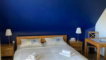 5 Schlafzimmer, Bügeleisen/Bügelbrett, WLAN, Bettwäsche