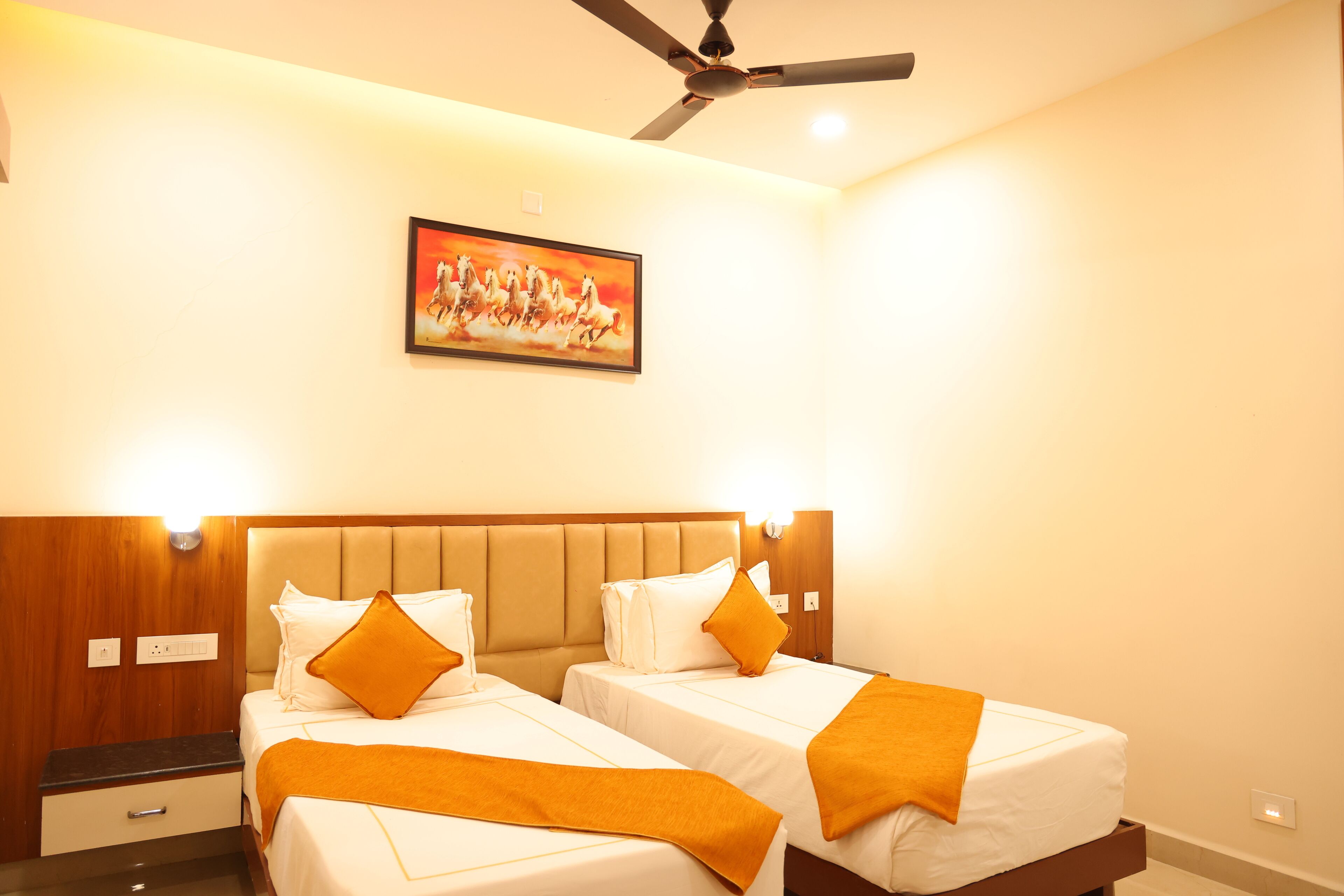 Superior Twin Room | Egyptian cotton sheets, premium bedding, soundproofing, free WiFi