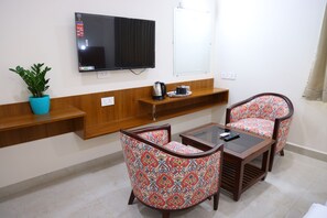 Family Room | Egyptian cotton sheets, premium bedding, free WiFi, bed sheets - Nanda Mohan Residency (Tirupati)