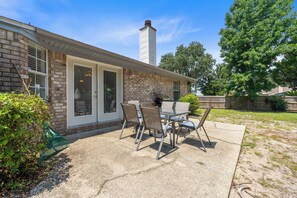Signature House, 3 Bedrooms, Non Smoking, Patio | Terrace/patio