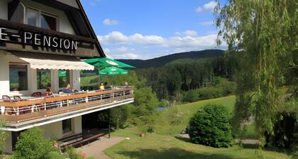 Room 'No. 2 with Private Balcony', Shared Garden and Wi-Fi