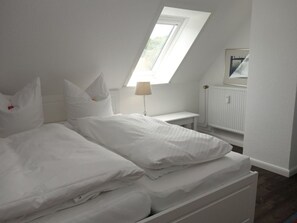 1 chambre, fer et planche Ă repasser, Wi-Fi, draps fournis
