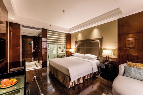 Mai Xinge International Hotel 